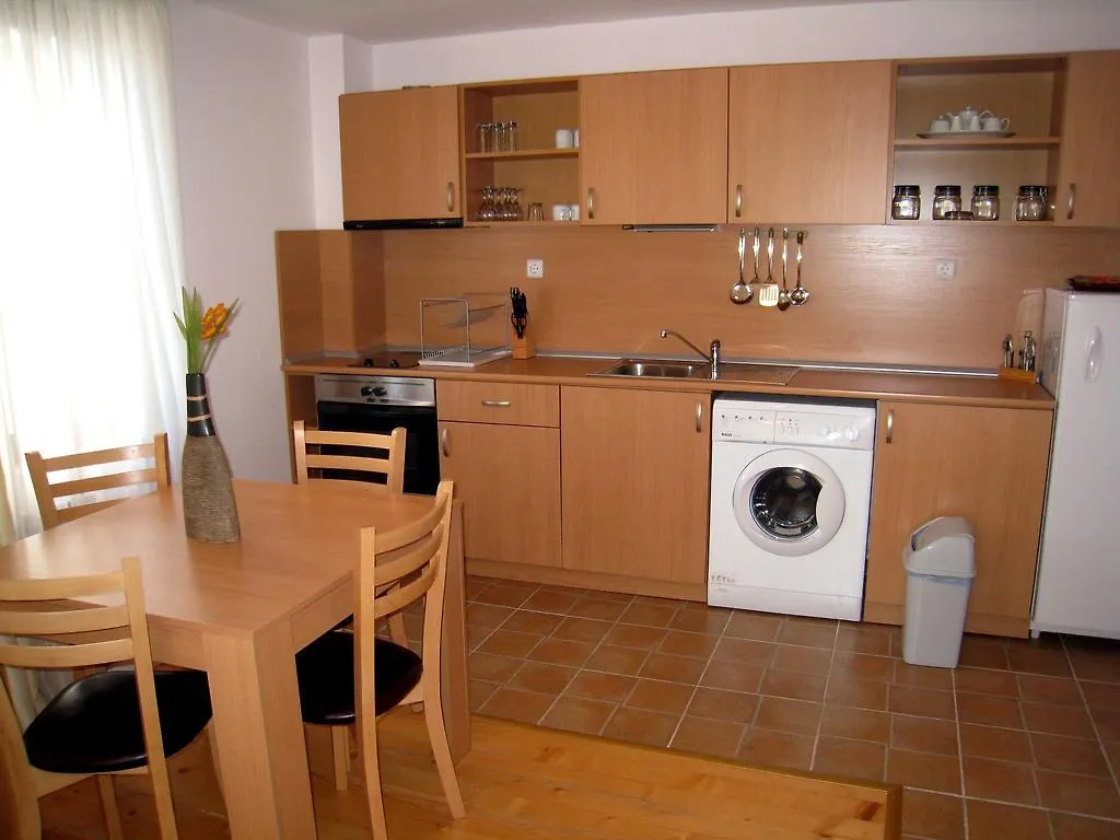 Apartments Four Leaf Clover Bansko To Rent 公寓式酒店