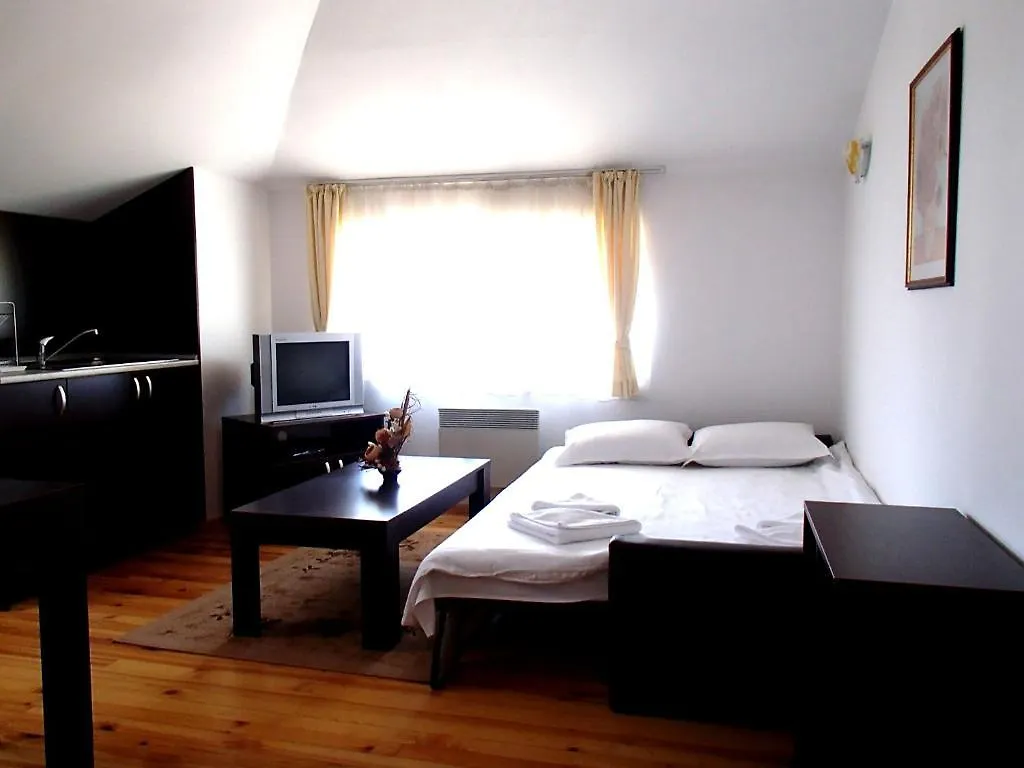 Apartments Four Leaf Clover Bansko To Rent 3*,