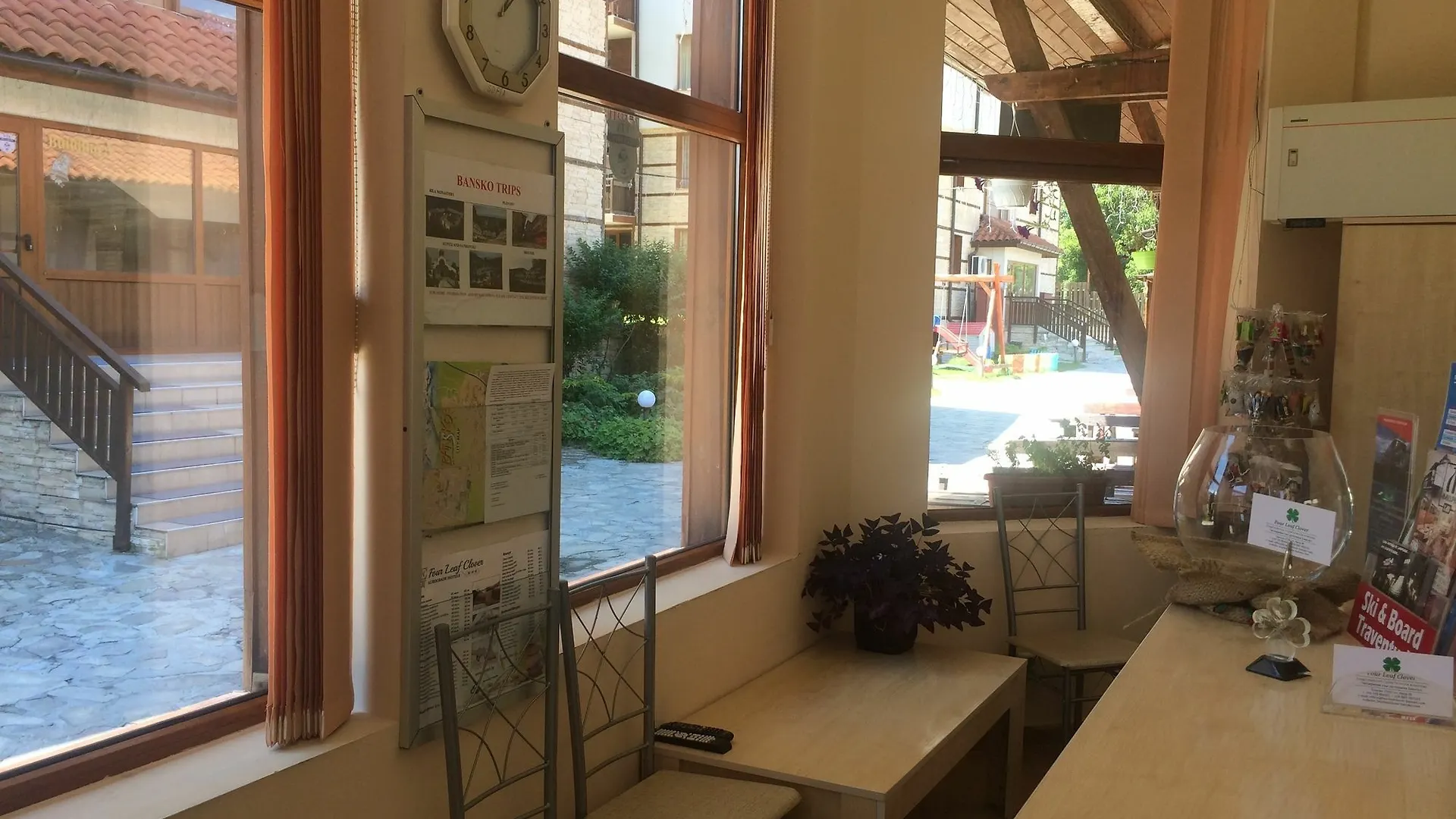 아파트호텔 Apartments Four Leaf Clover Bansko To Rent